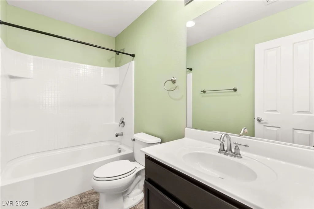 10557 Bandera Mountain, Las Vegas, NV 89166