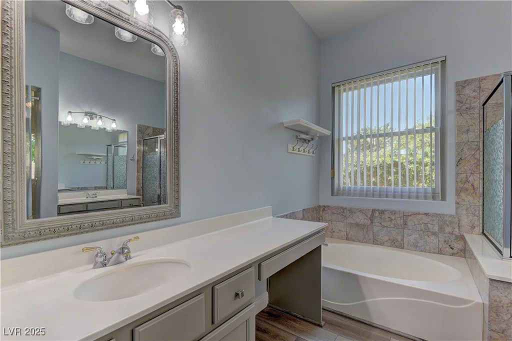 950 Marbelwood, Las Vegas, NV 89123