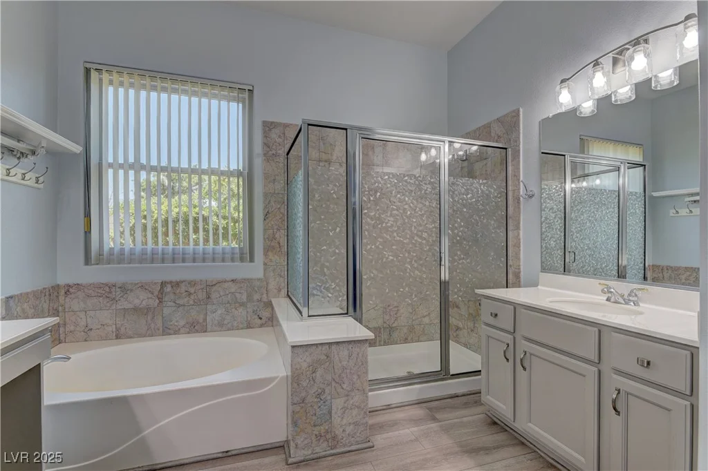 950 Marbelwood, Las Vegas, NV 89123