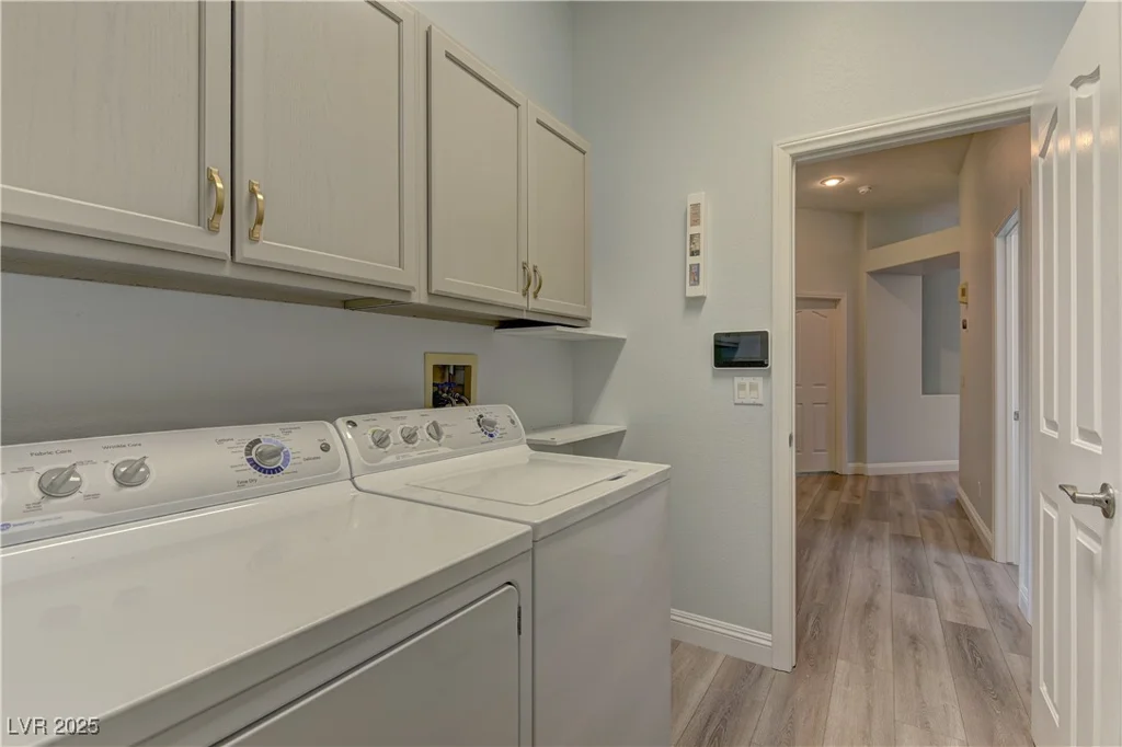 950 Marbelwood, Las Vegas, NV 89123