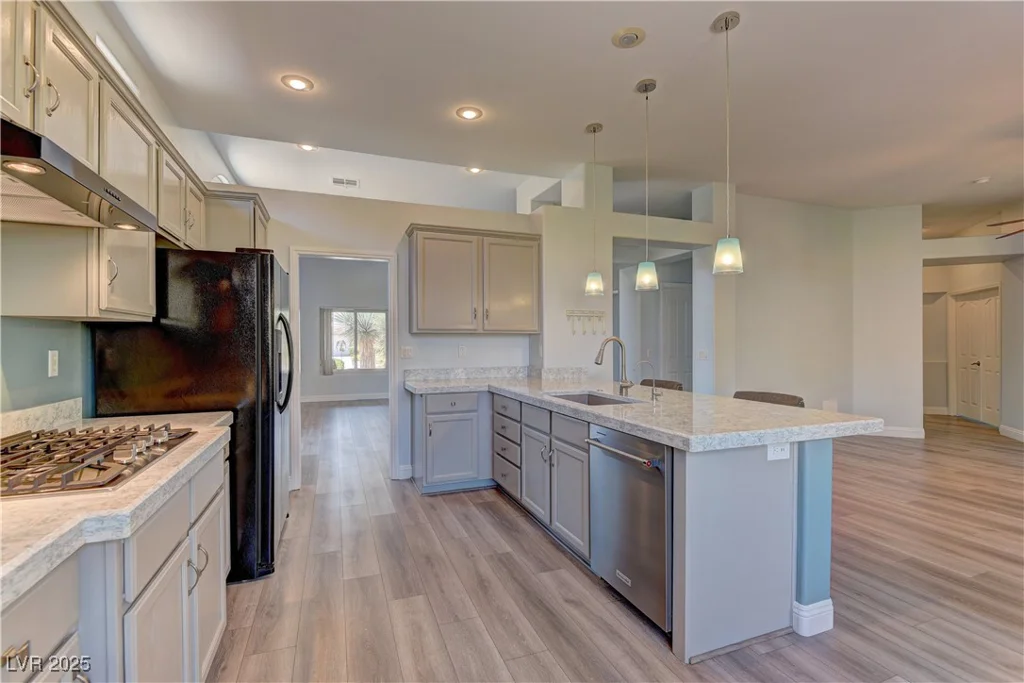 950 Marbelwood, Las Vegas, NV 89123