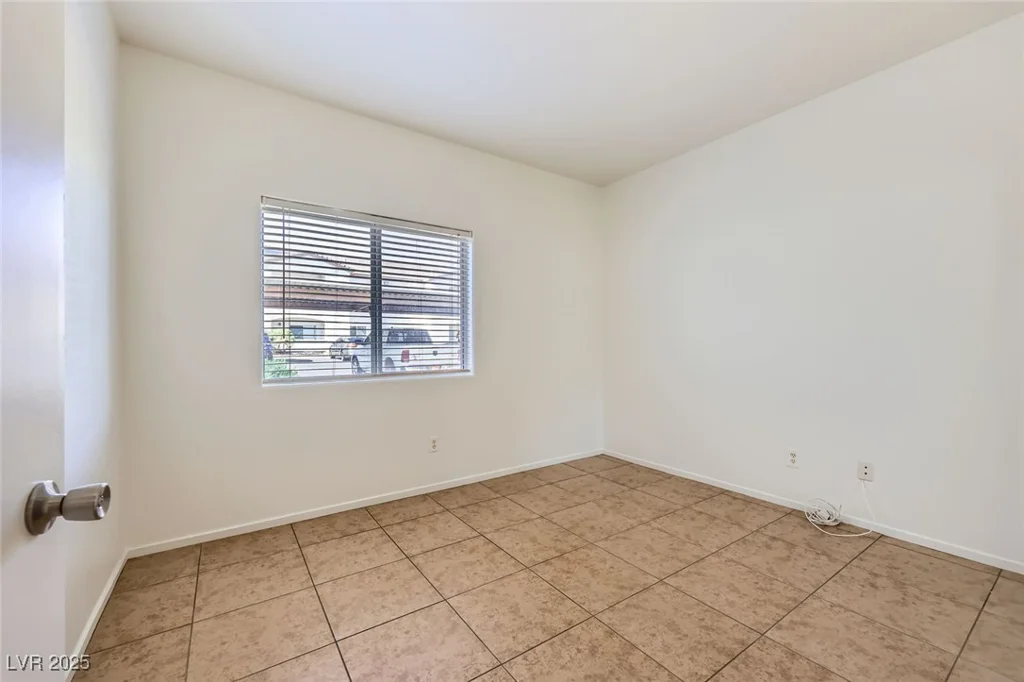 5650 Sahara, Las Vegas, NV 89142