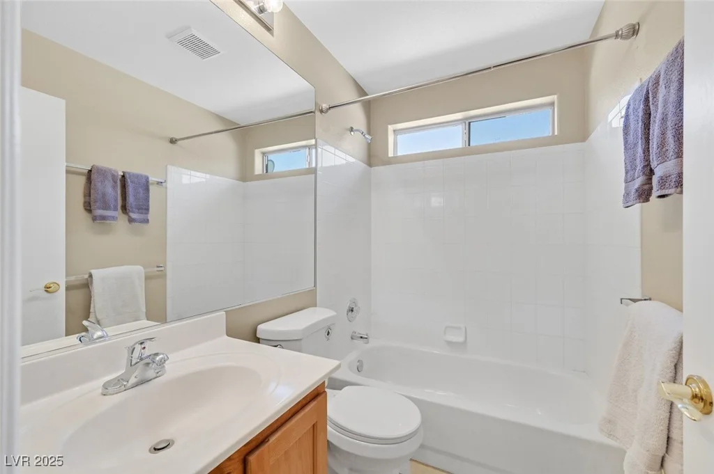 7920 Turtle Island, Las Vegas, NV 89129