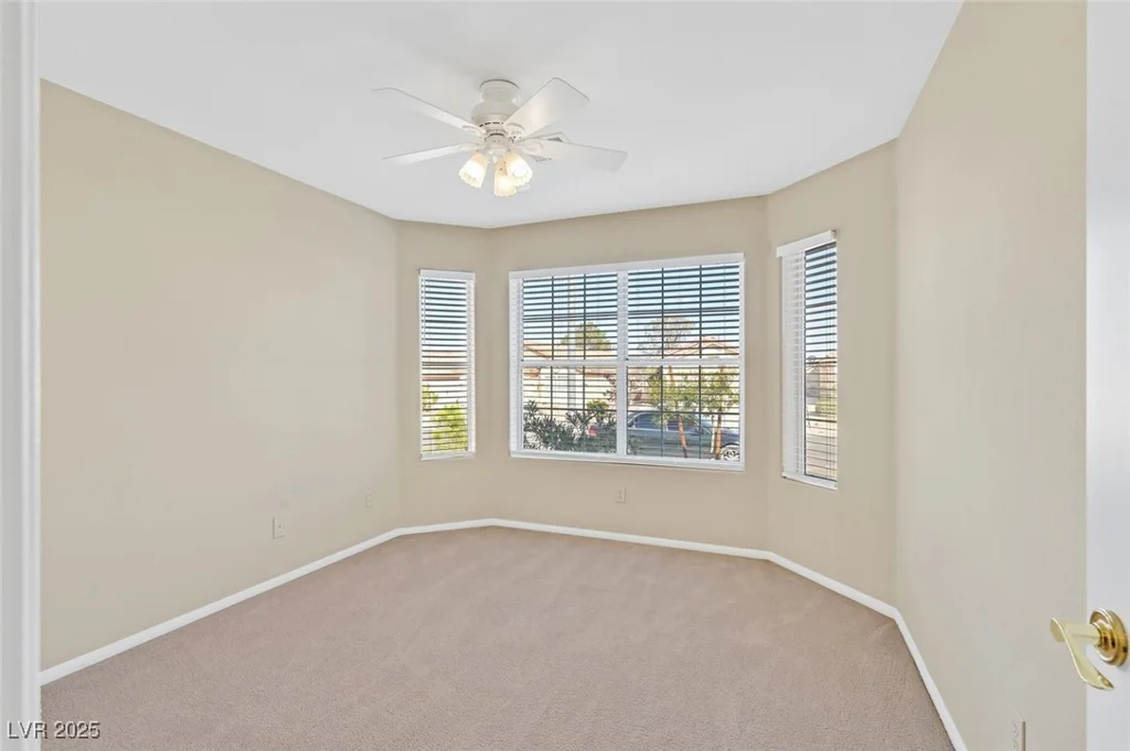 7920 Turtle Island, Las Vegas, NV 89129
