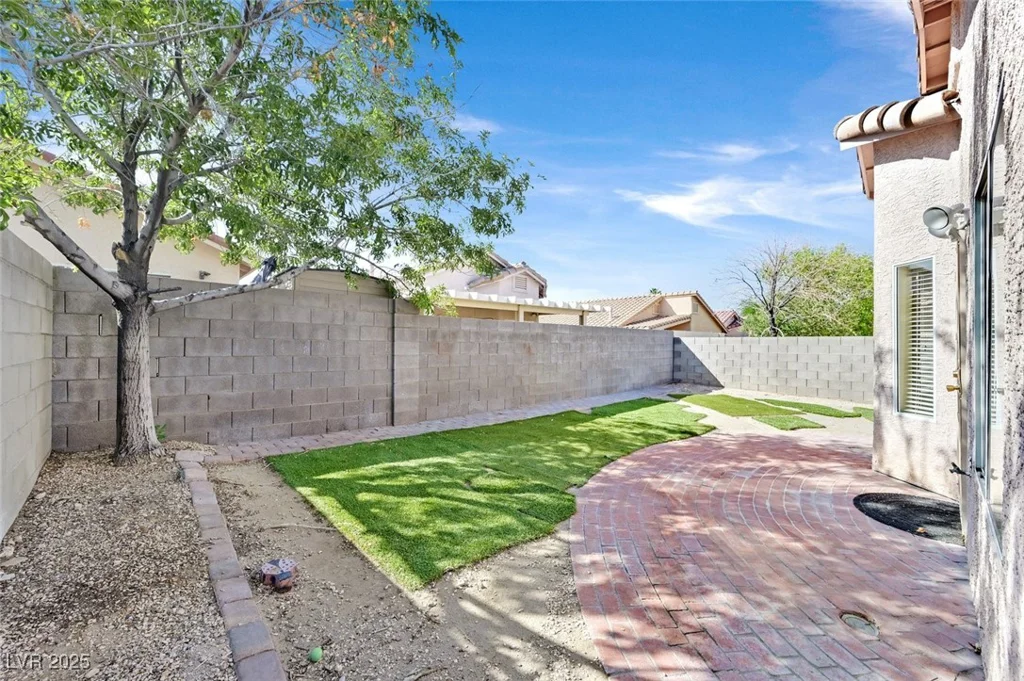 7920 Turtle Island, Las Vegas, NV 89129