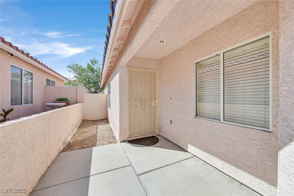 7920 Turtle Island, Las Vegas, NV 89129