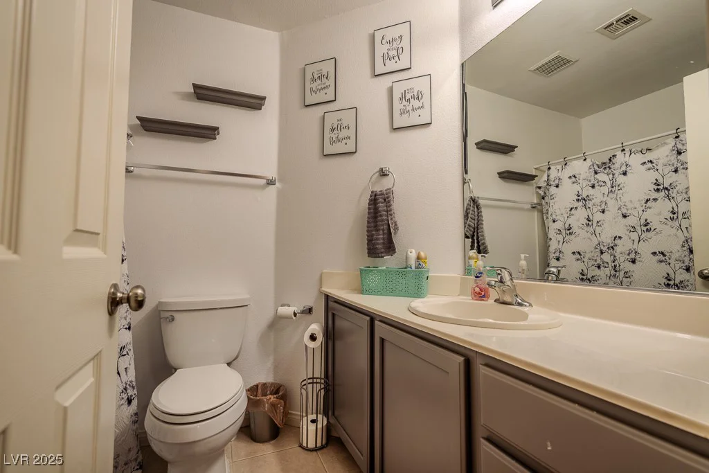5028 Crying Heart, North Las Vegas, NV 89031