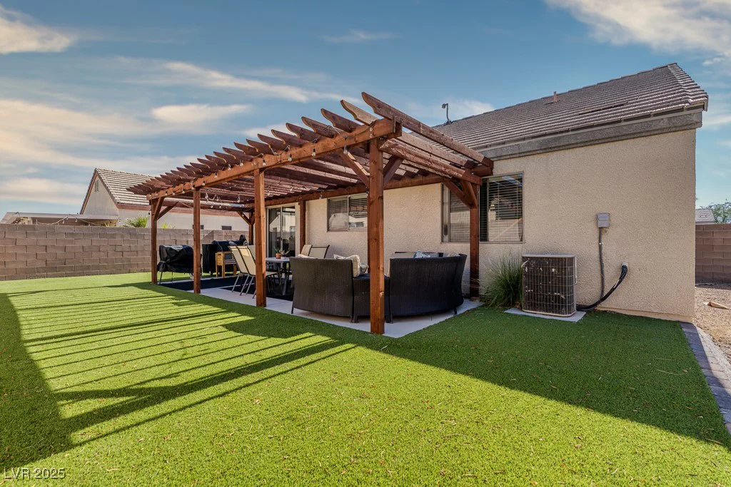 5028 Crying Heart, North Las Vegas, NV 89031
