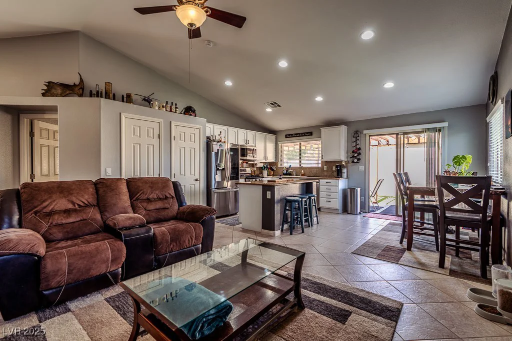 5028 Crying Heart, North Las Vegas, NV 89031