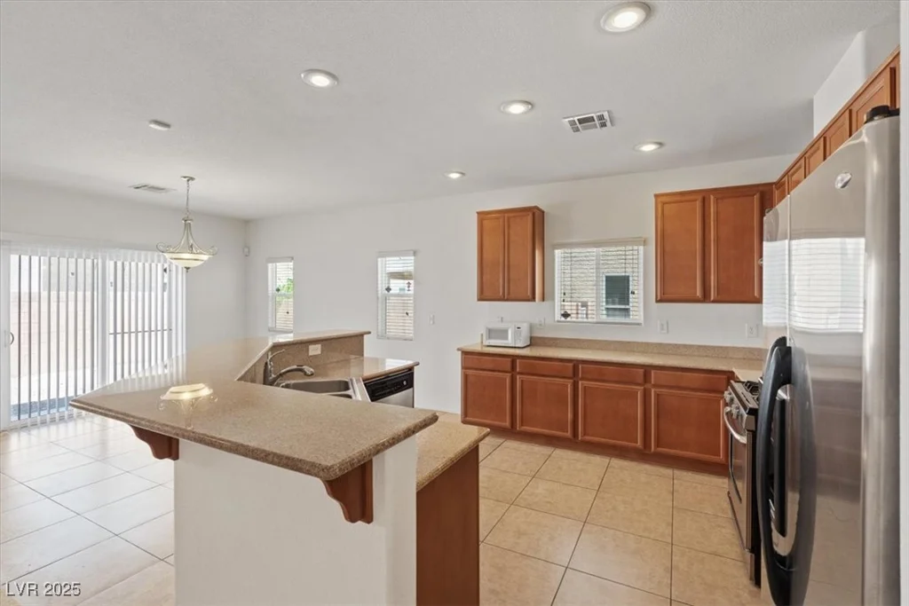 6041 Rosanna, Las Vegas, NV 89113