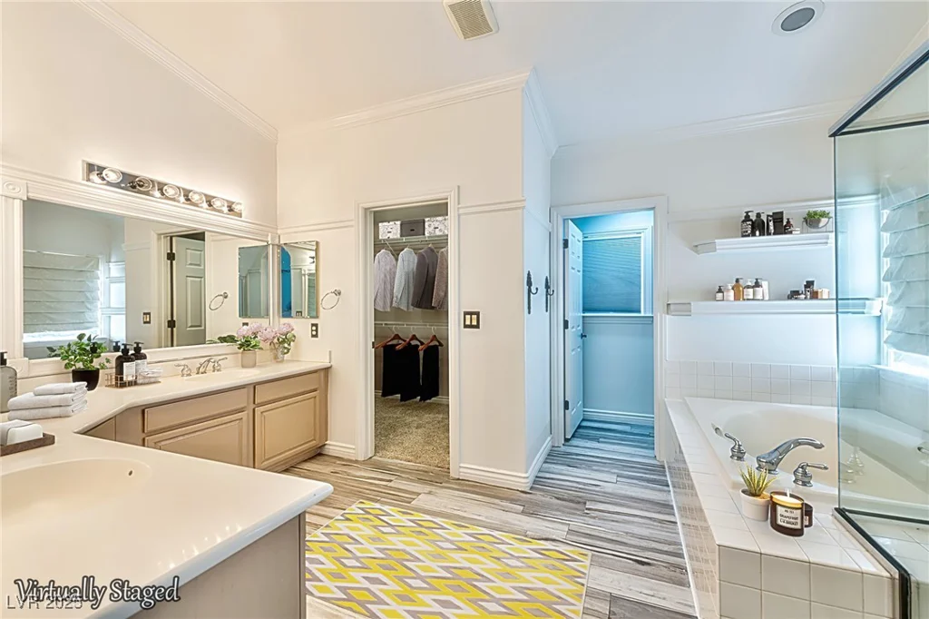 3525 Dover Bay, Las Vegas, NV 89129