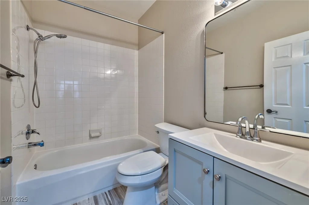 3525 Dover Bay, Las Vegas, NV 89129