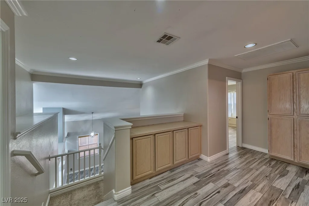 3525 Dover Bay, Las Vegas, NV 89129
