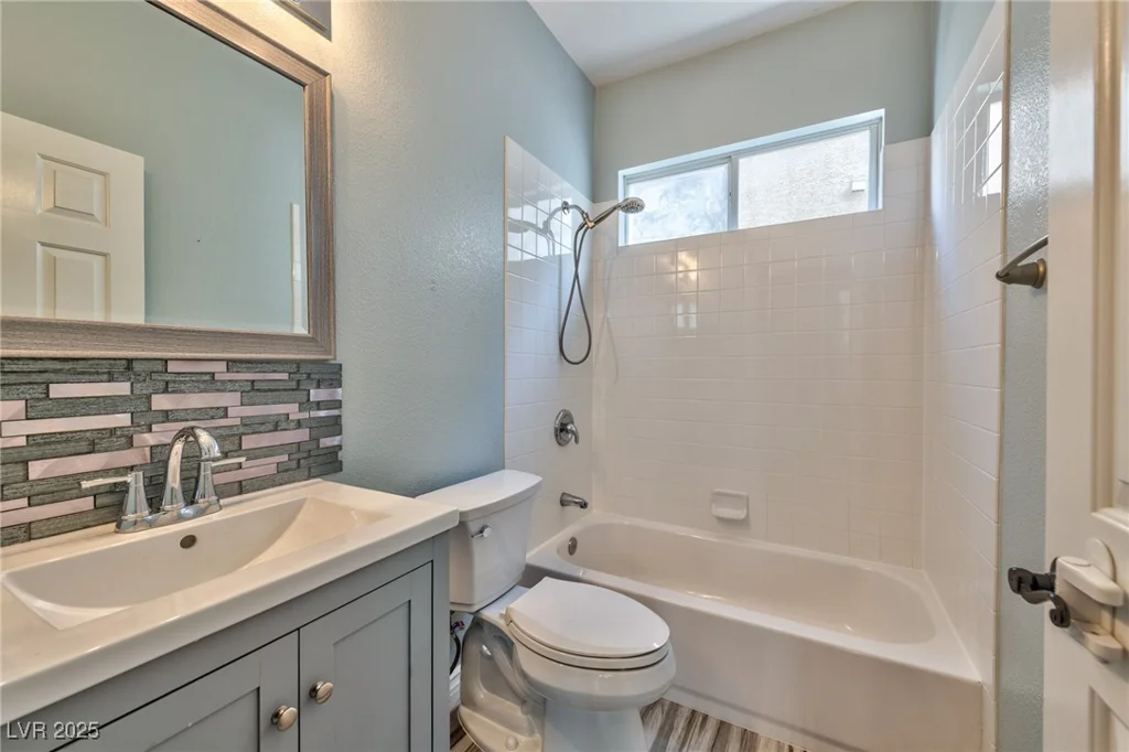 3525 Dover Bay, Las Vegas, NV 89129