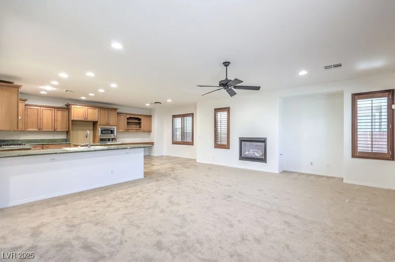 7525 Royal Crystal, Las Vegas, NV 89149
