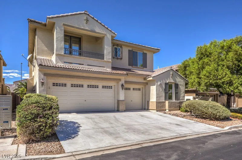 7525 Royal Crystal, Las Vegas, NV 89149