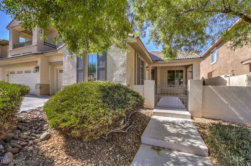 7525 Royal Crystal, Las Vegas, NV 89149