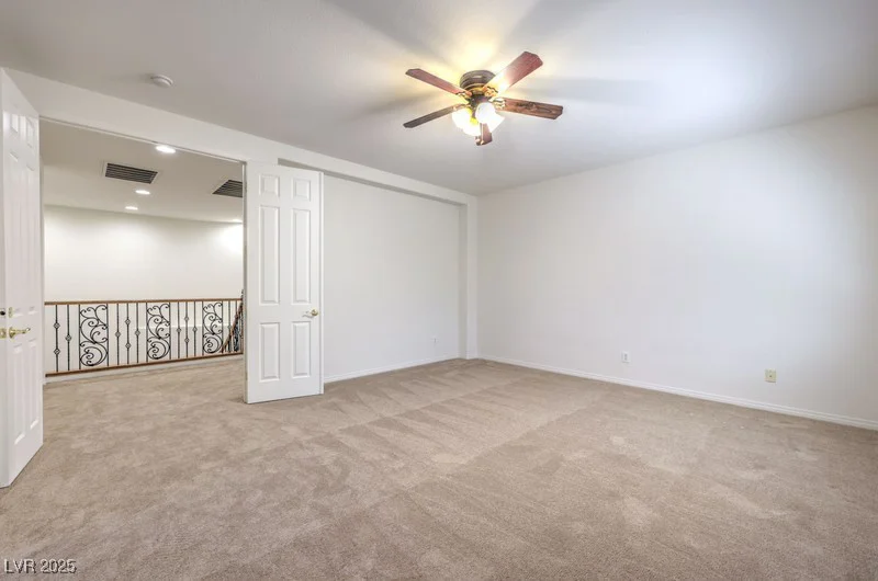 7525 Royal Crystal, Las Vegas, NV 89149