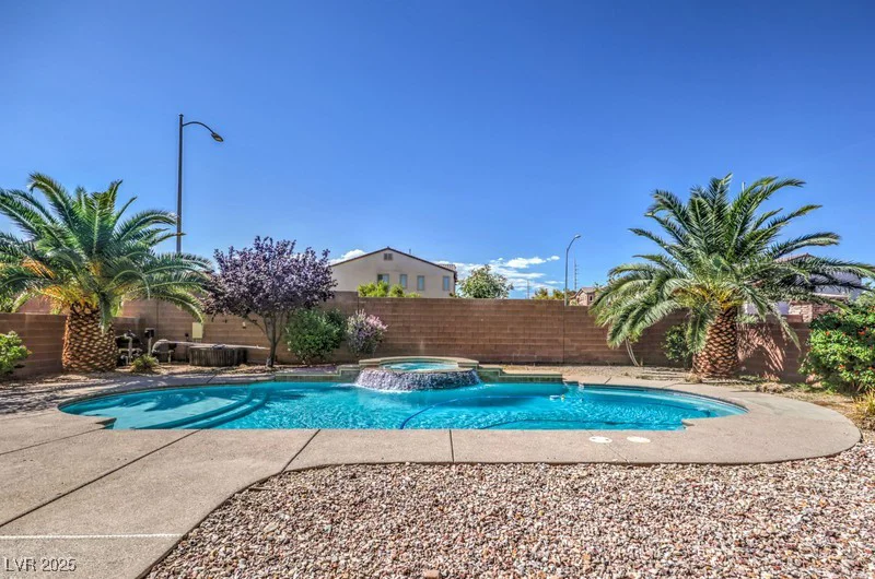 7525 Royal Crystal, Las Vegas, NV 89149