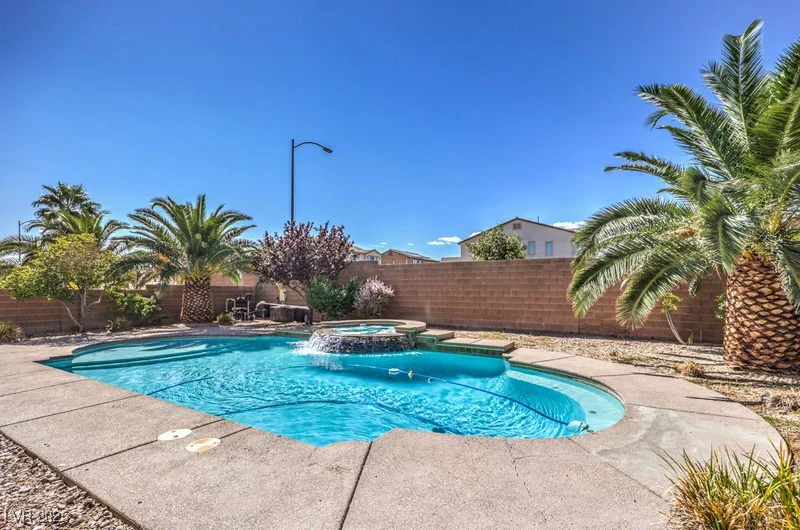 7525 Royal Crystal, Las Vegas, NV 89149