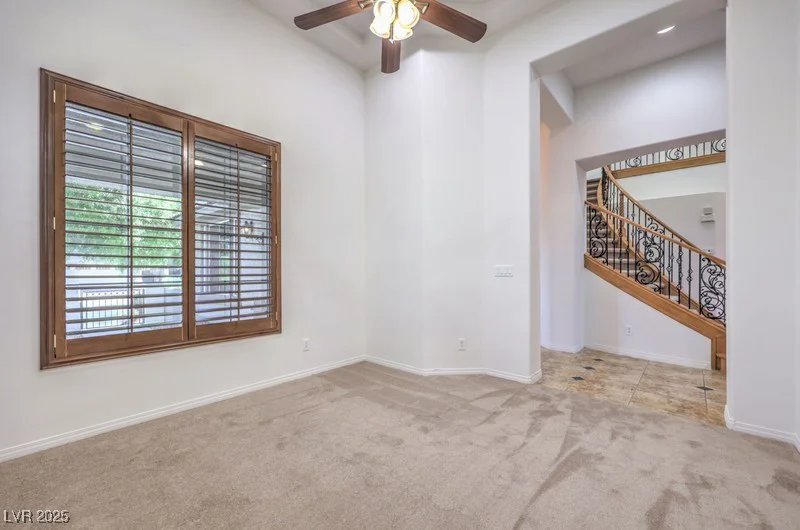 7525 Royal Crystal, Las Vegas, NV 89149