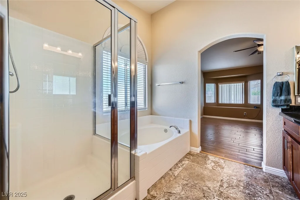 4904 Meadows Encore, Las Vegas, NV 89131