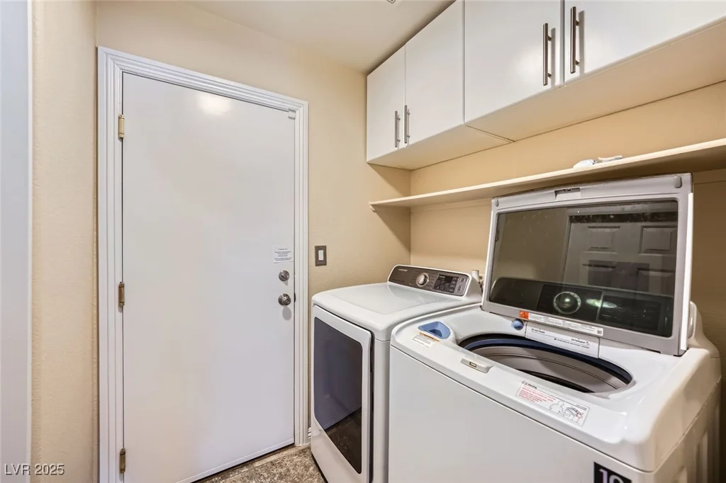 4904 Meadows Encore, Las Vegas, NV 89131