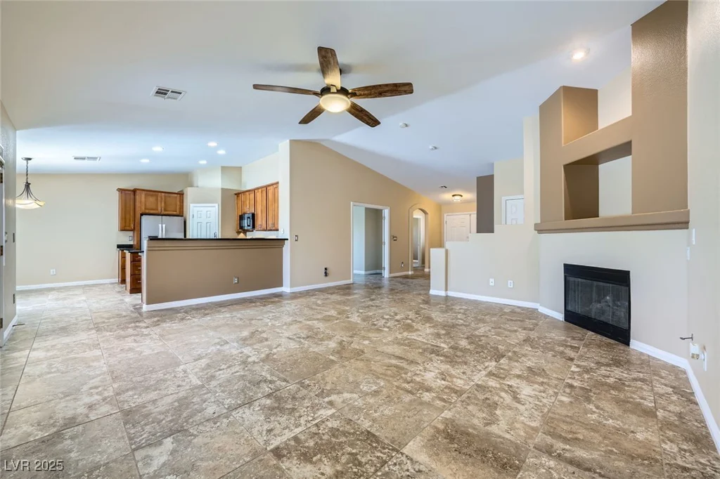 4904 Meadows Encore, Las Vegas, NV 89131
