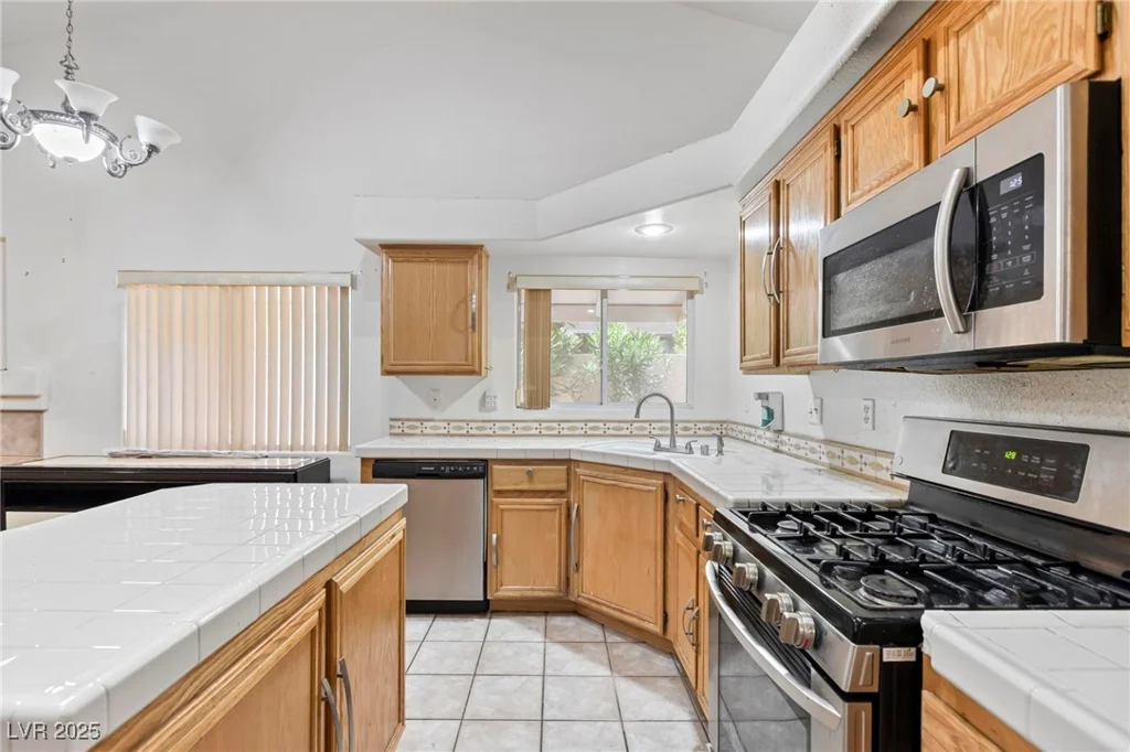 2707 Wild Breeze, North Las Vegas, NV 89031