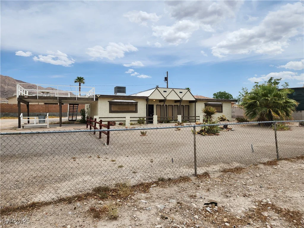 66 Lailani, Las Vegas, NV 89110