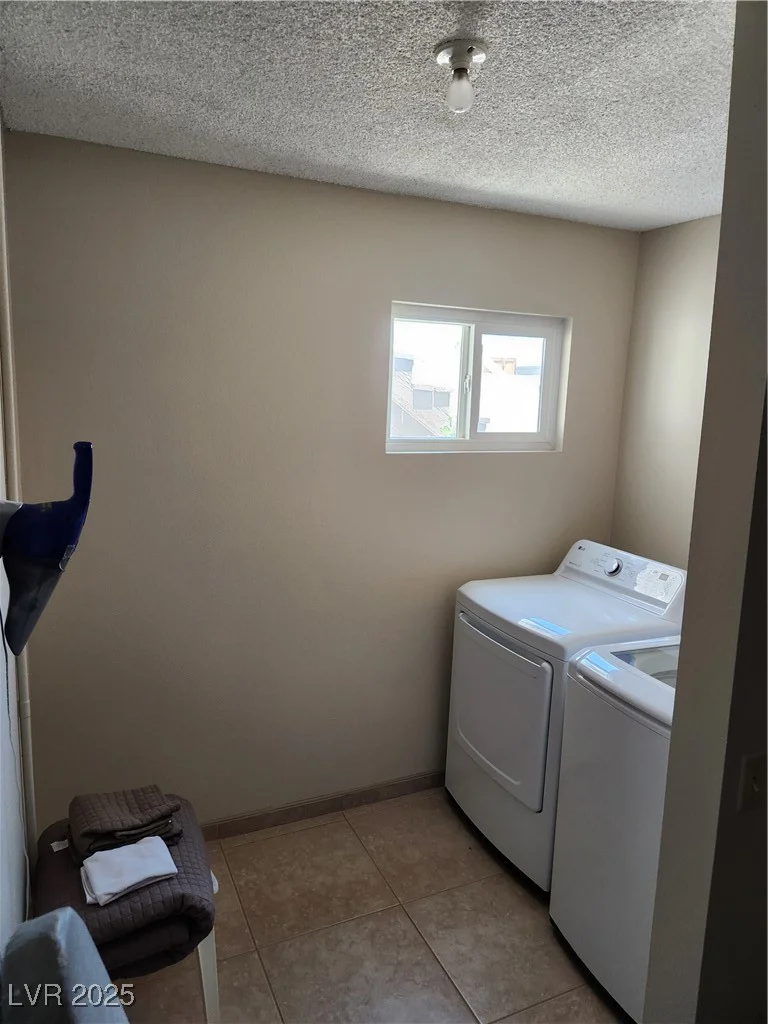66 Lailani, Las Vegas, NV 89110