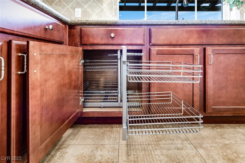 9628 Matanzas Creek, Las Vegas, NV 89139