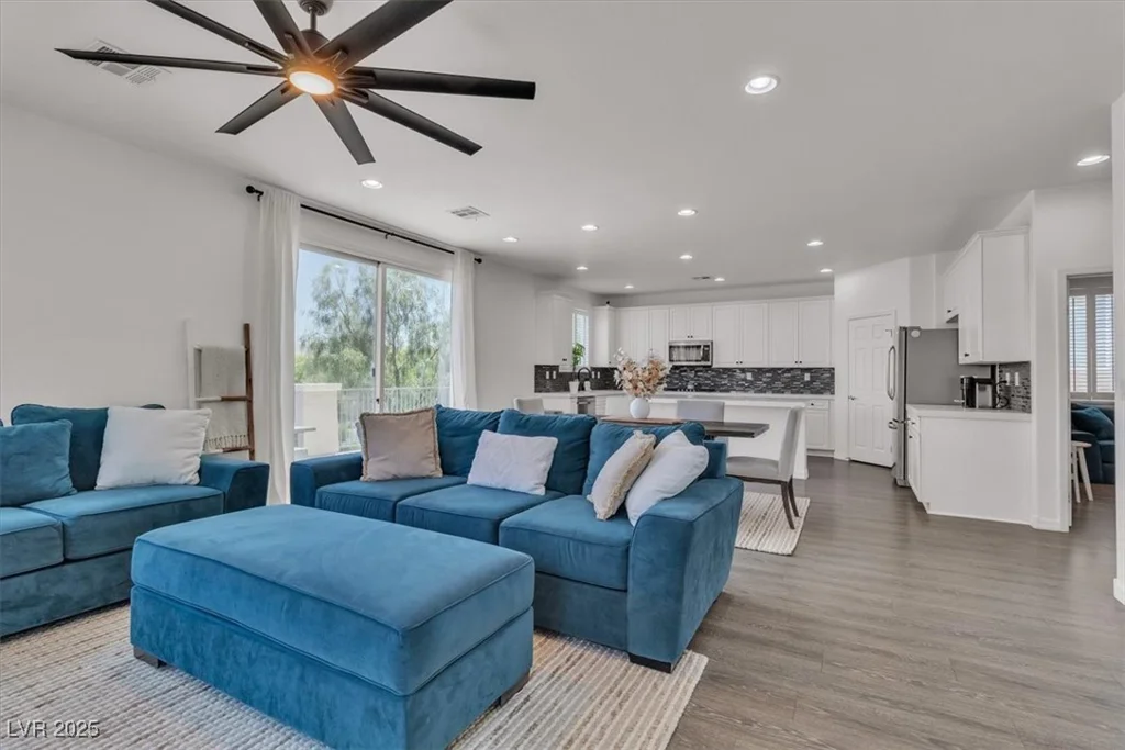 7775 Santos Bay, Las Vegas, NV 89179