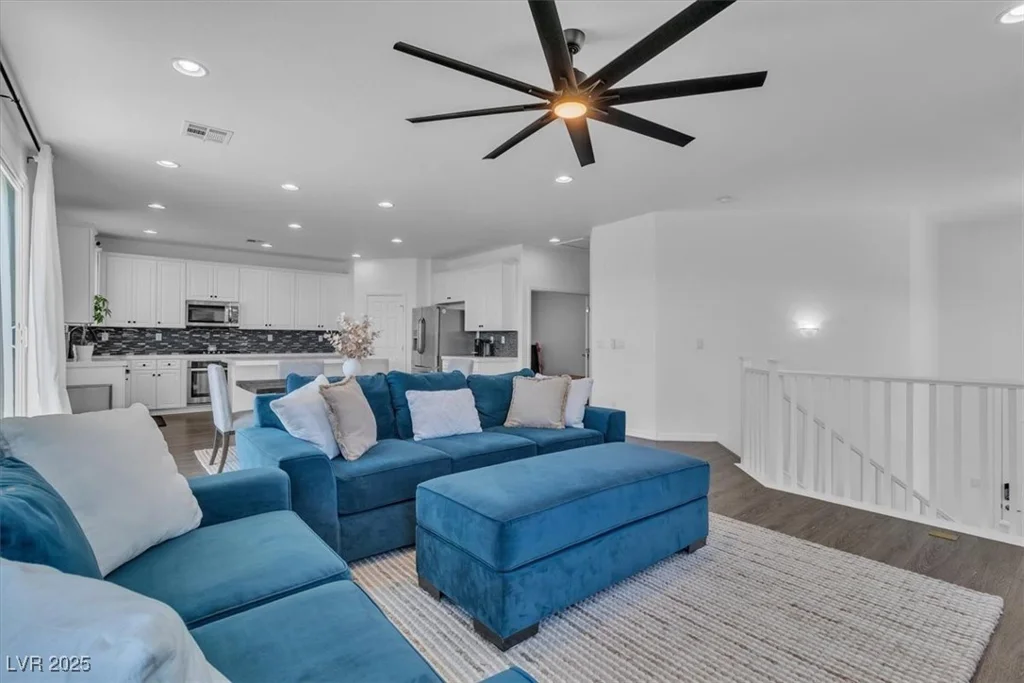 7775 Santos Bay, Las Vegas, NV 89179