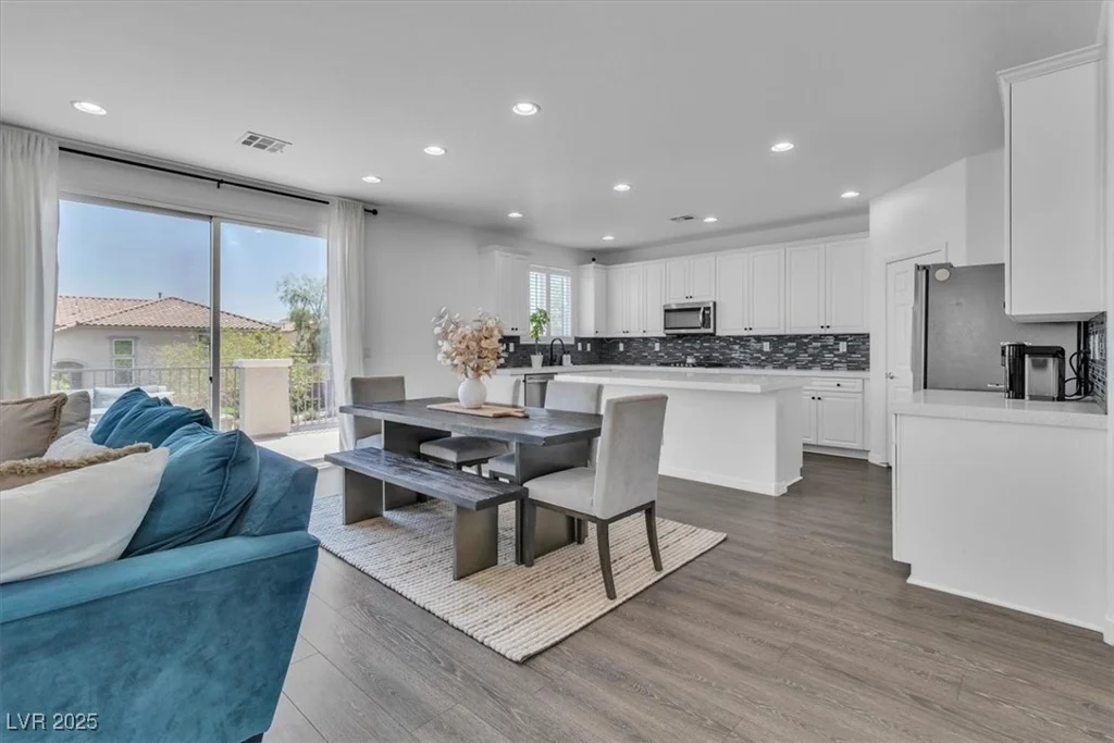 7775 Santos Bay, Las Vegas, NV 89179