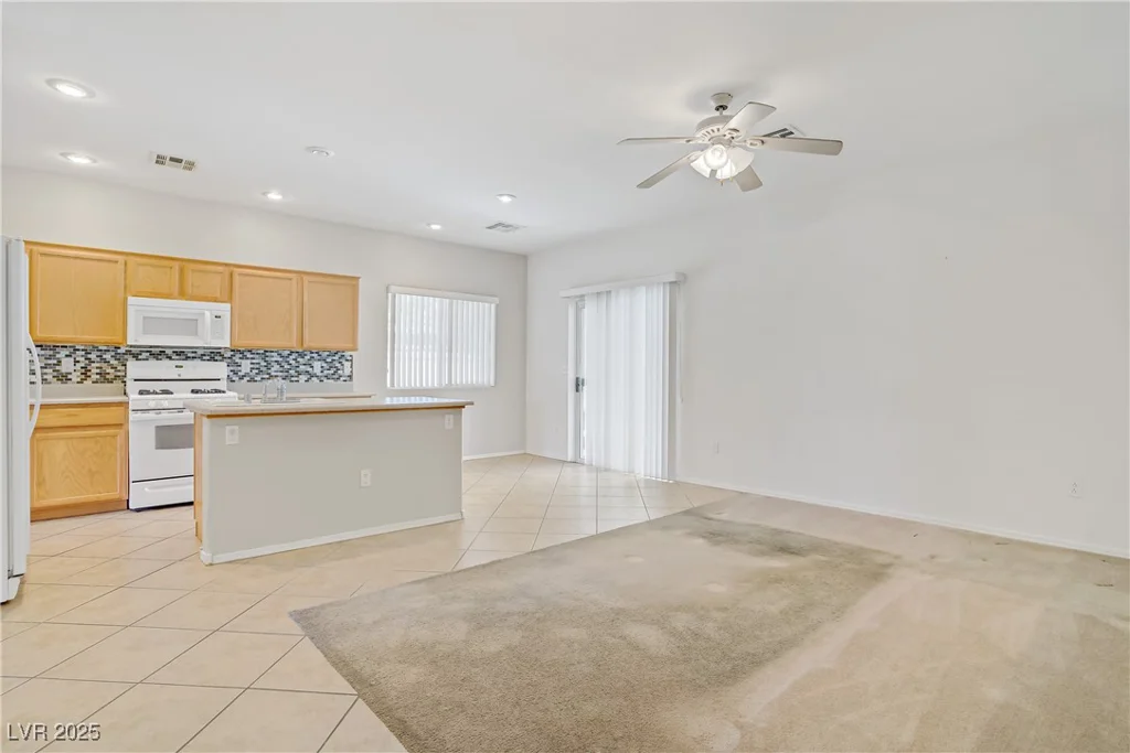 5240 Adorato, North Las Vegas, NV 89031