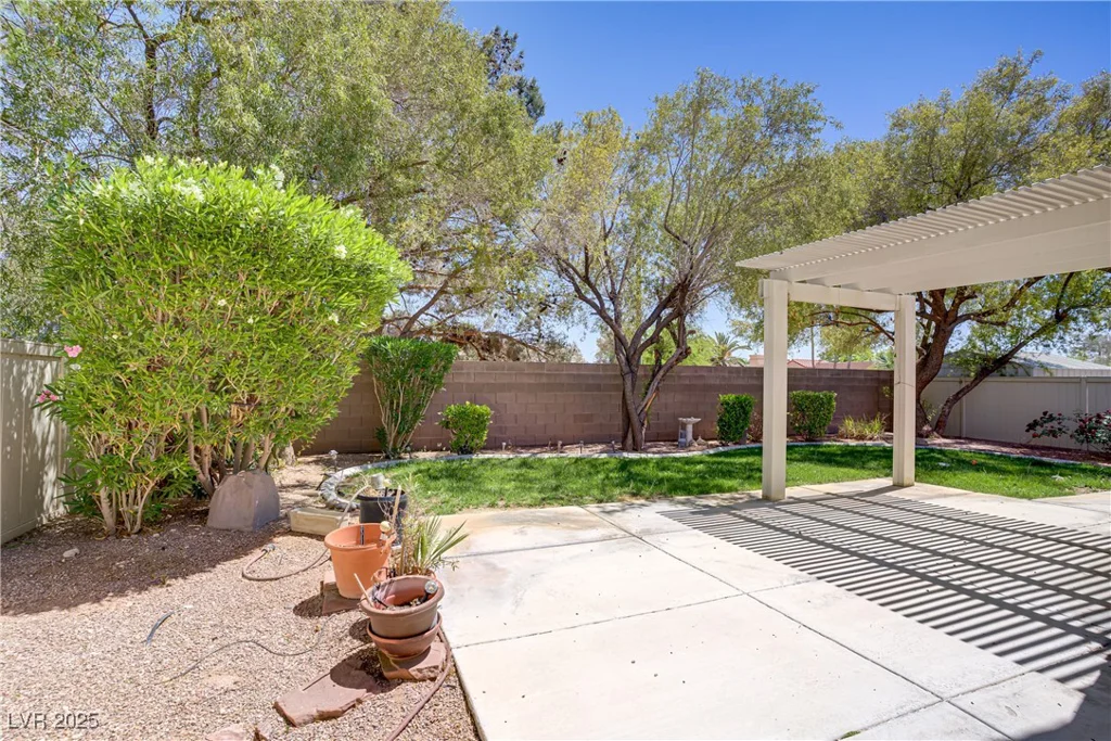 5240 Adorato, North Las Vegas, NV 89031