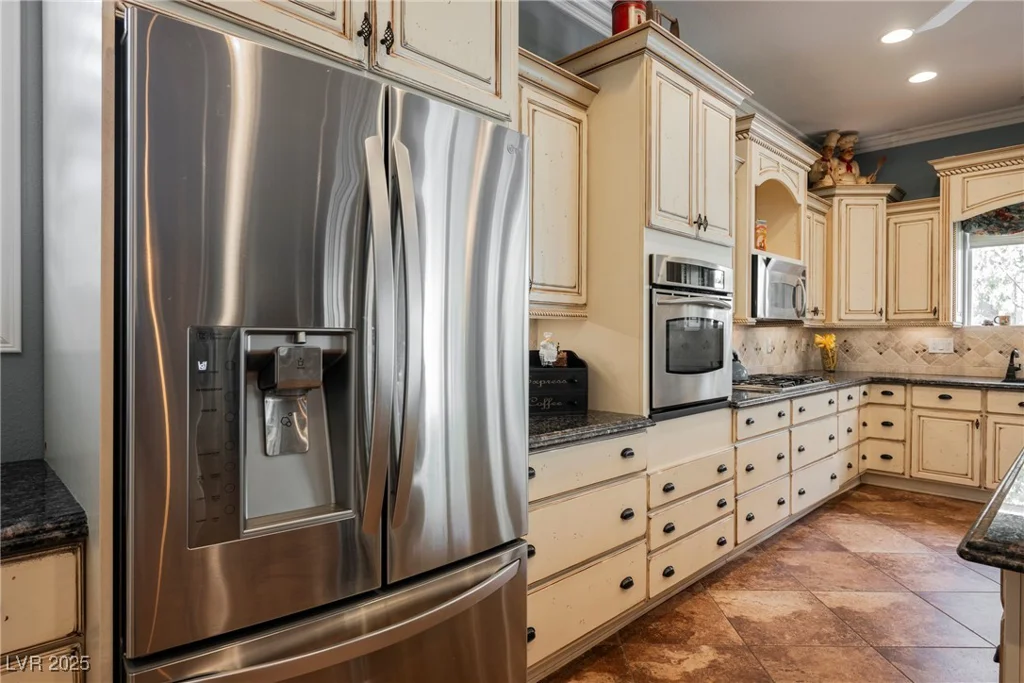 2080 Powder Springs, Henderson, NV 89052