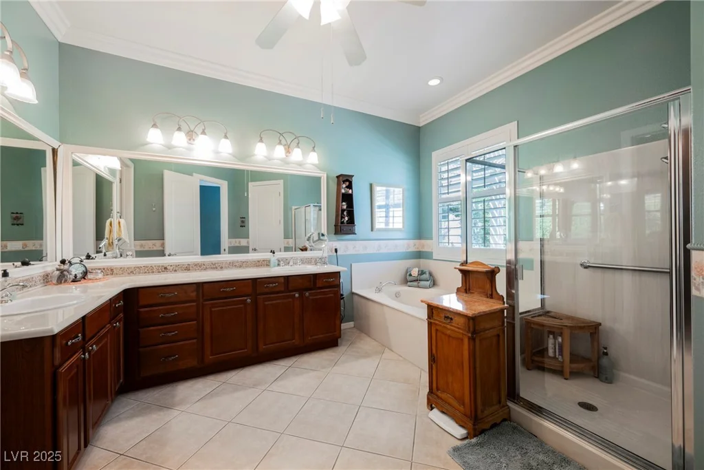 2080 Powder Springs, Henderson, NV 89052