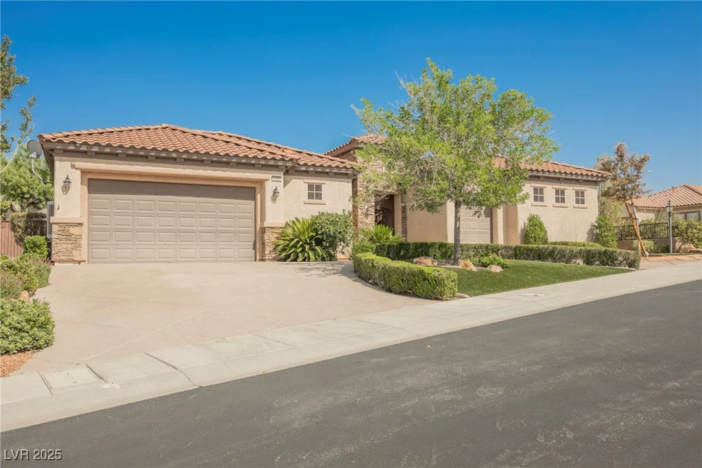 2080 Powder Springs, Henderson, NV 89052