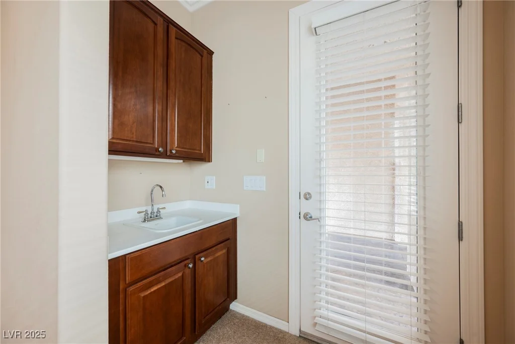2080 Powder Springs, Henderson, NV 89052