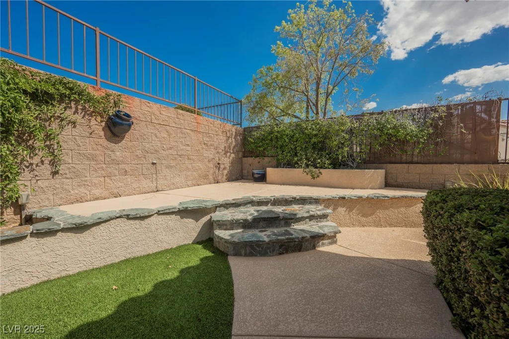 2080 Powder Springs, Henderson, NV 89052