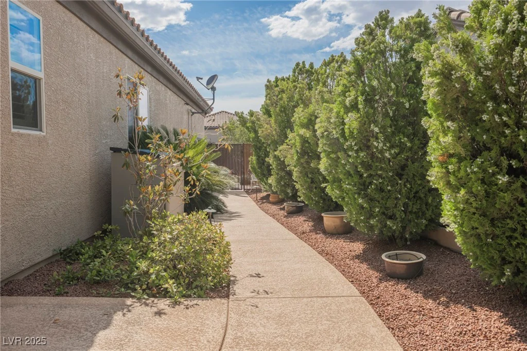 2080 Powder Springs, Henderson, NV 89052