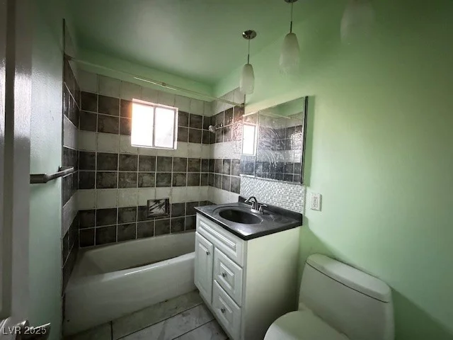 350 Desert Inn, Las Vegas, NV 89109
