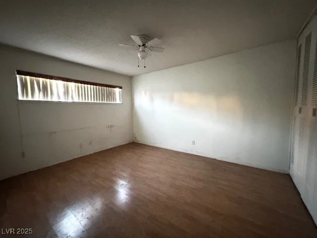 350 Desert Inn, Las Vegas, NV 89109
