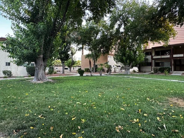 350 Desert Inn, Las Vegas, NV 89109