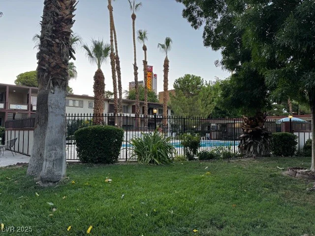 350 Desert Inn, Las Vegas, NV 89109