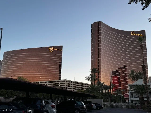350 Desert Inn, Las Vegas, NV 89109