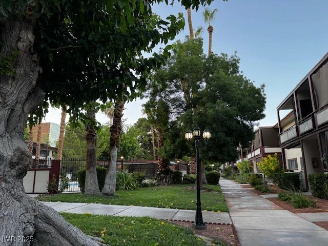 350 Desert Inn, Las Vegas, NV 89109