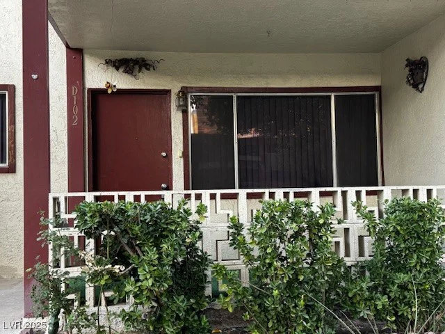 350 Desert Inn, Las Vegas, NV 89109